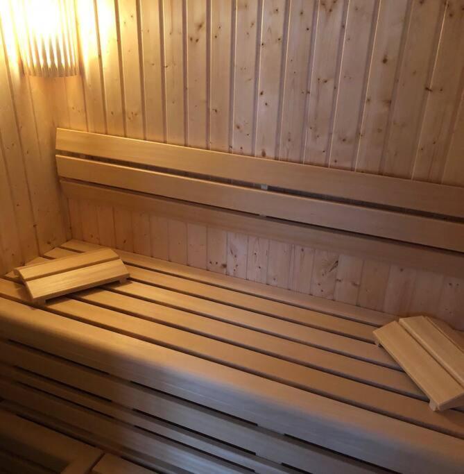 Reetdachhaus Seasons Mit Kamin & Sauna Groß Schwansee Exterior foto